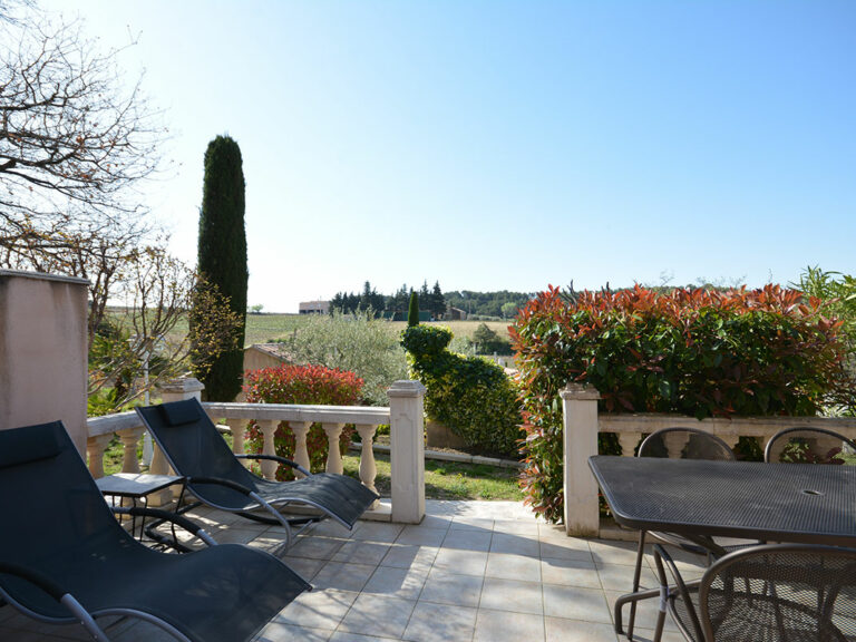Chez Monique & Sa Fille à Bédoin - Chambre Twin Bleue avec kitchenette
