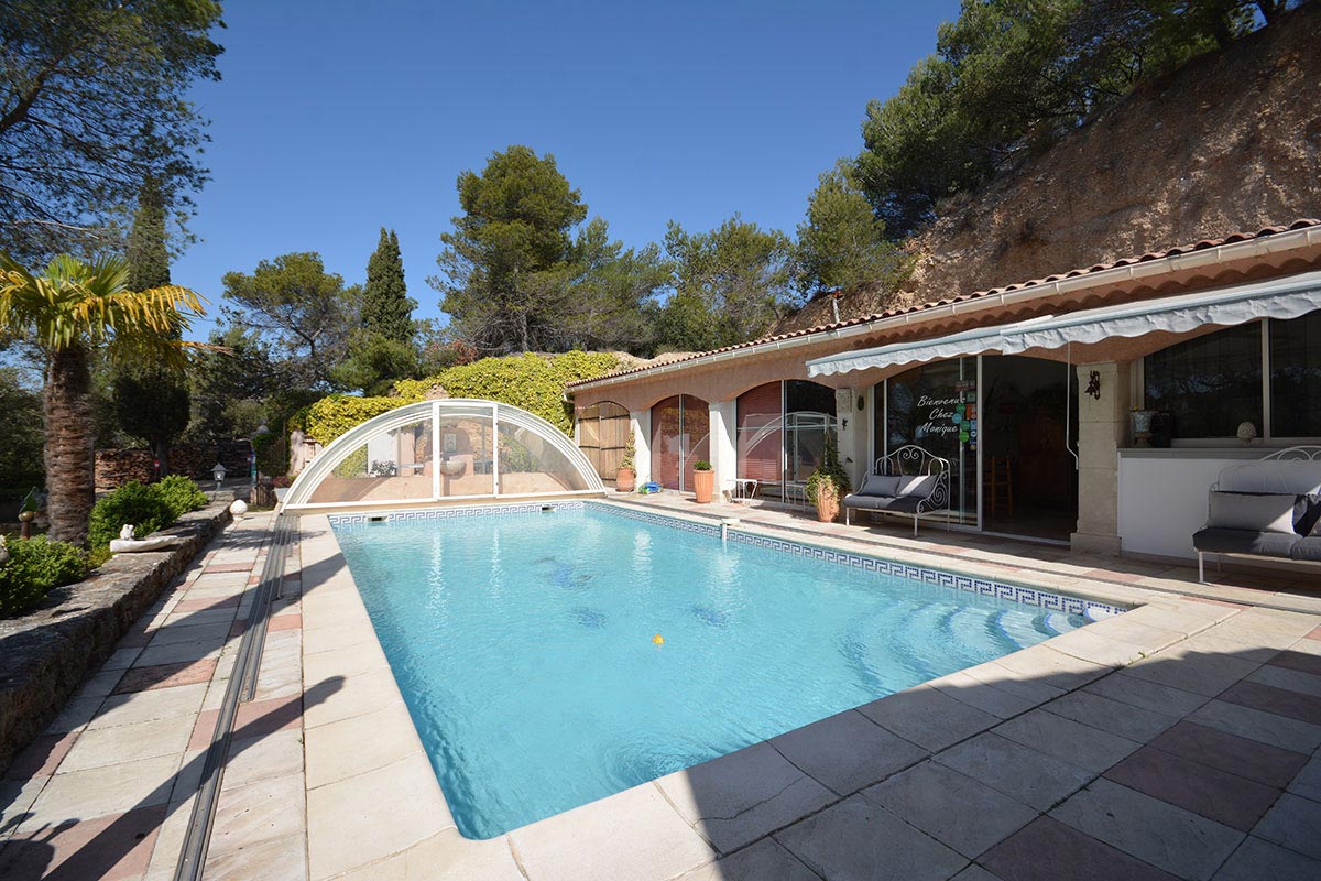 Chez Monique et Sa Fille - Chambres d'Hôtes & Gîte à Bédoin au pied du Mont-Ventoux